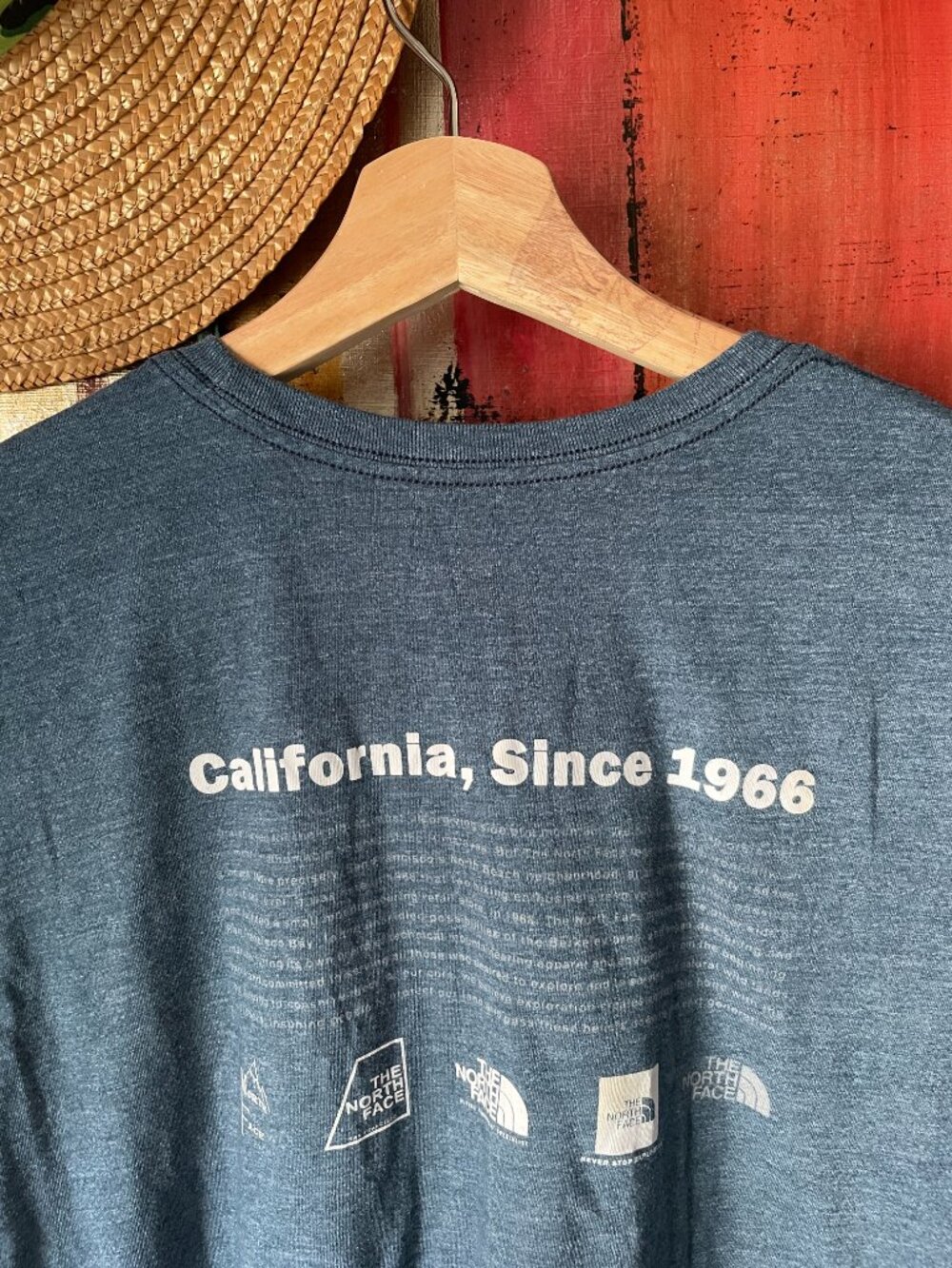 The North Face California 1966 Pocket Tee in Navy โ Women's L - Picture 9 of 12